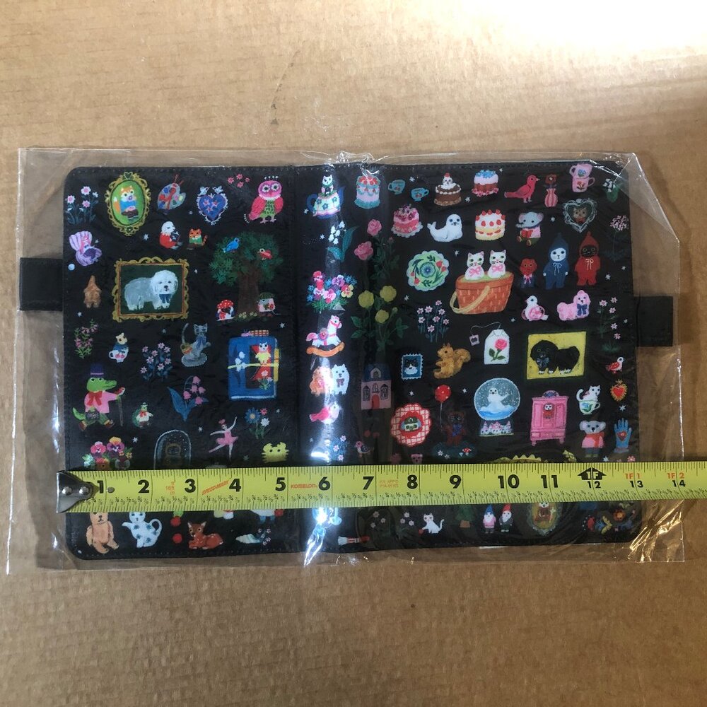Hobonichi Yumi Kitagishi Little Gifts A5 Cover - Picture 5 of 6
